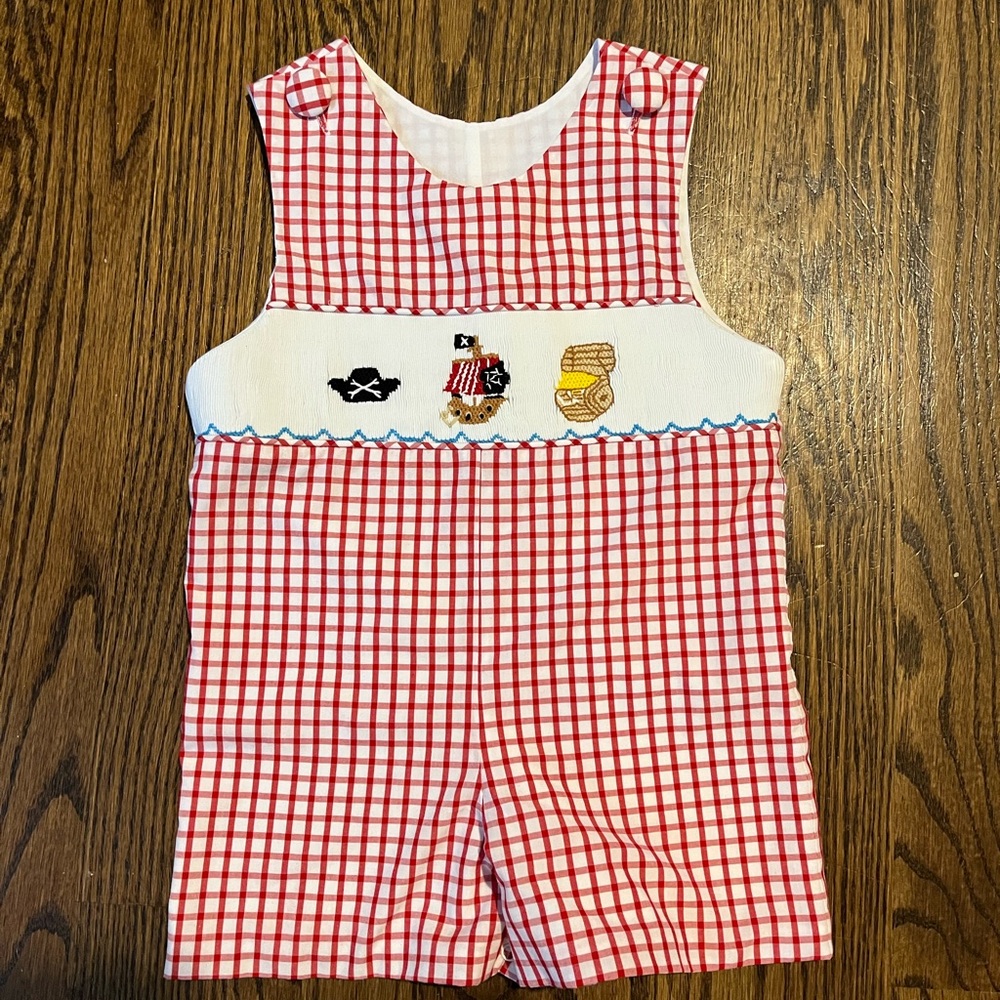 Stitchy Fish smocked Jon Jon